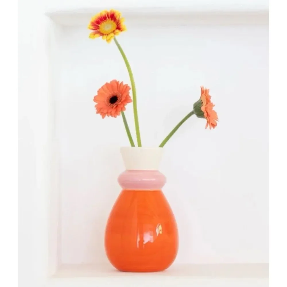 Que Rico Mini  Vase in Color Carolina Amor Del